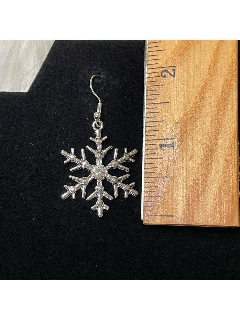 Silver Tone Snowflake Dangle Earrings Rhinestone Accents New - Picture 2 of 5